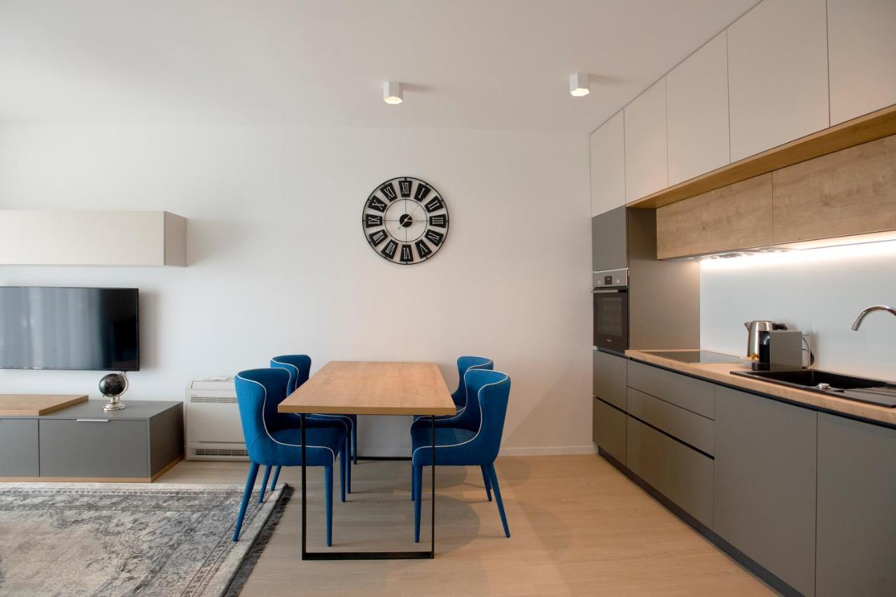 Island View Luxury Apartment